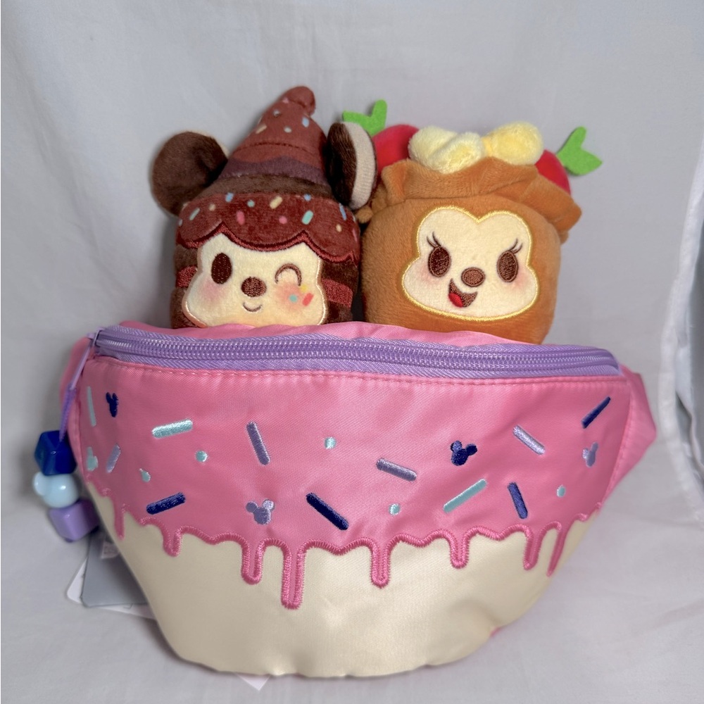 Disney Parks Munchlings Fanny Pack Belt Bag Plush Cupcake Pink Sprinkles NEW